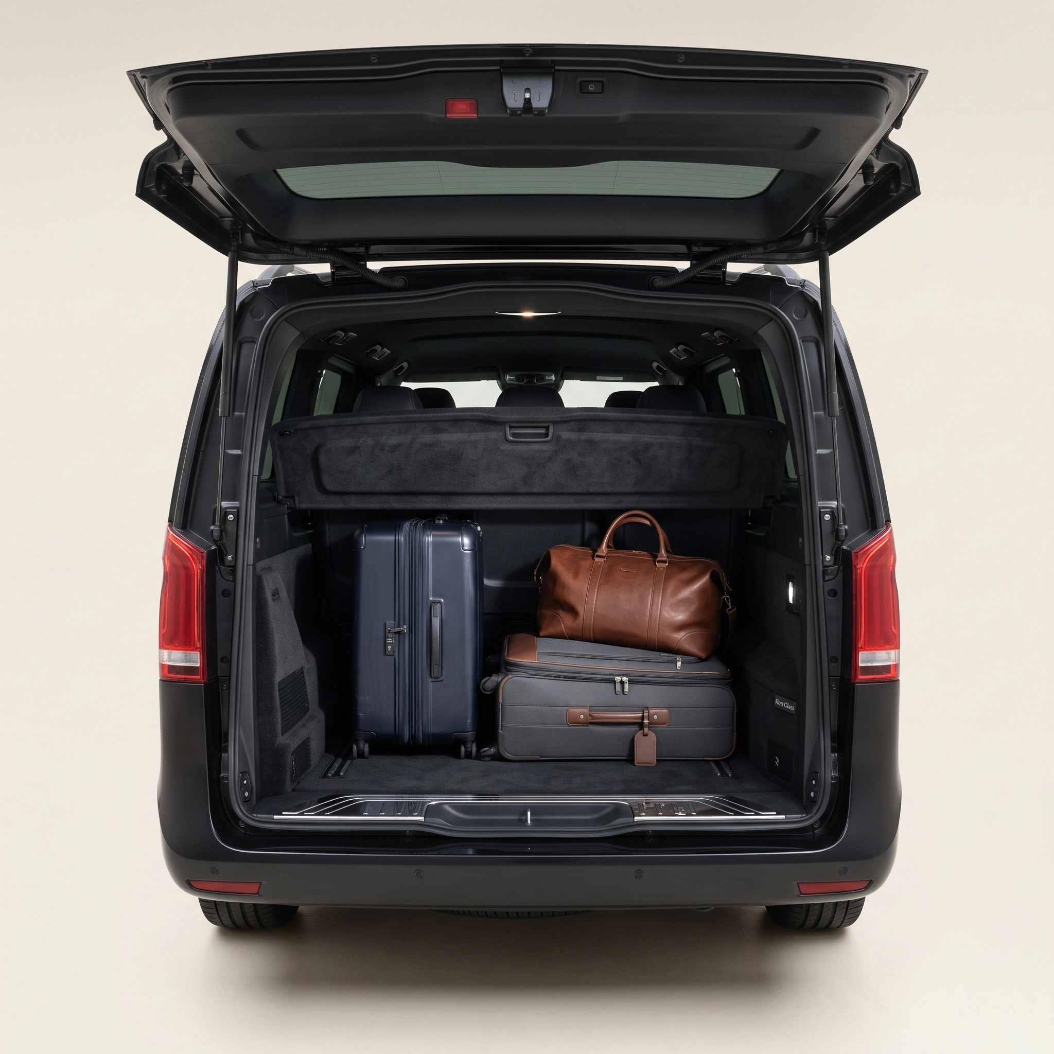 Mercedes-Benz V-Class First Class Van 4